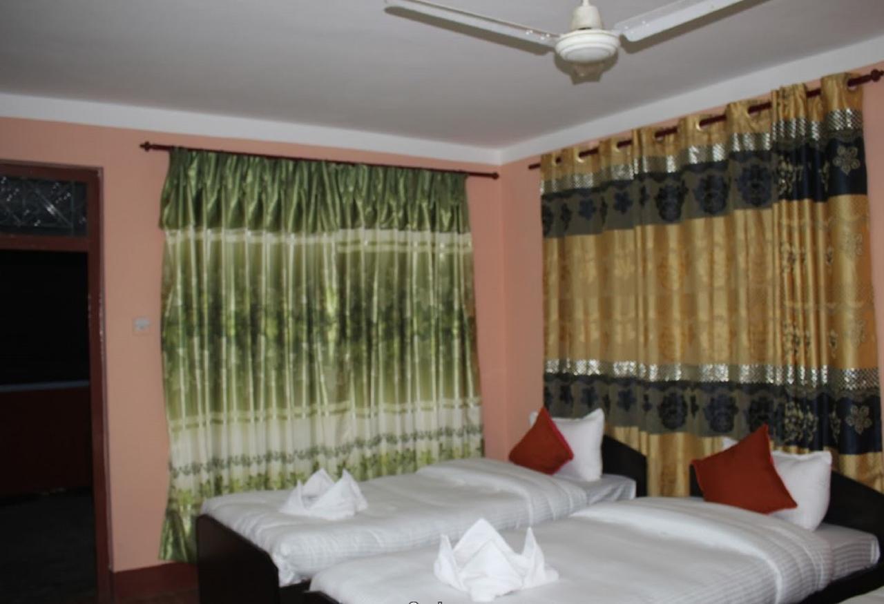 Travellers Dorm Bed & Breakfast Kathmandu Buitenkant foto