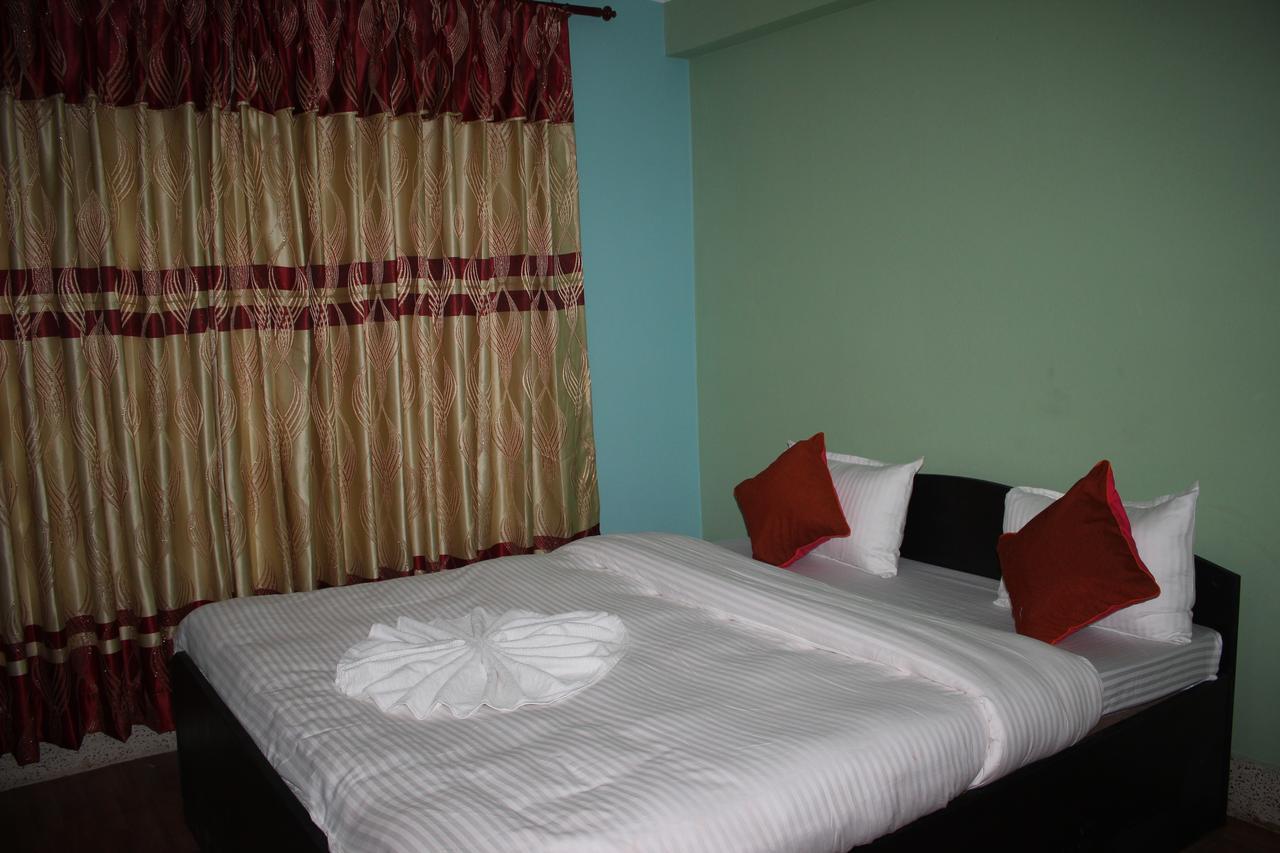 Travellers Dorm Bed & Breakfast Kathmandu Buitenkant foto