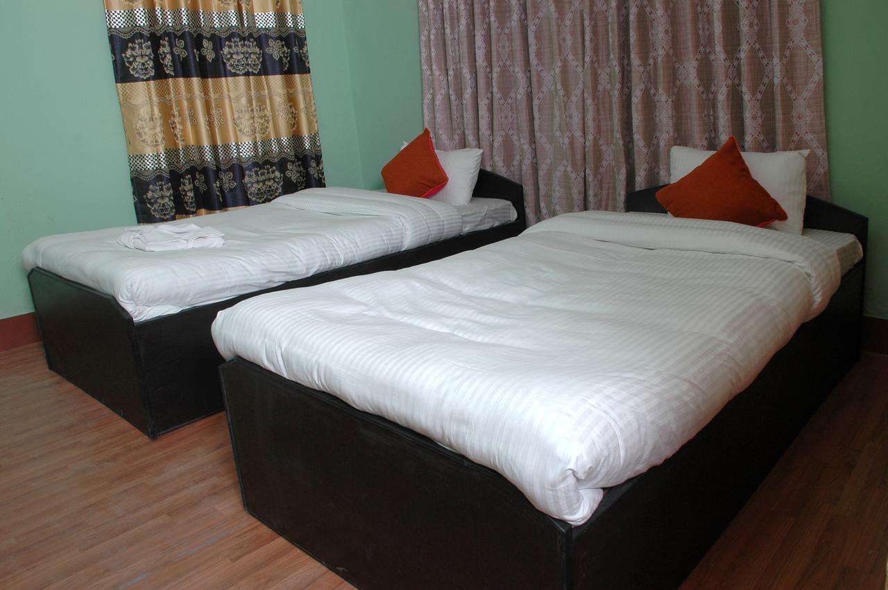 Travellers Dorm Bed & Breakfast Kathmandu Buitenkant foto