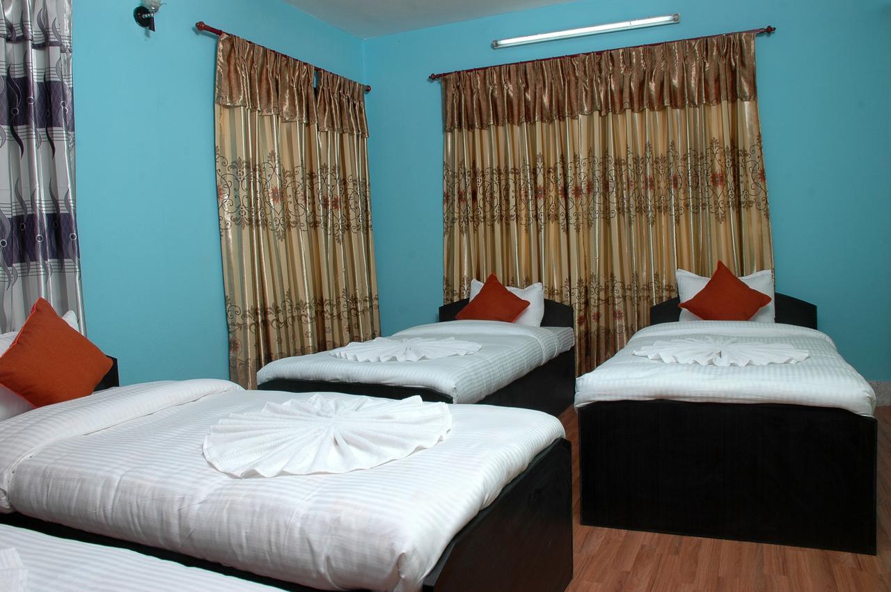 Travellers Dorm Bed & Breakfast Kathmandu Buitenkant foto