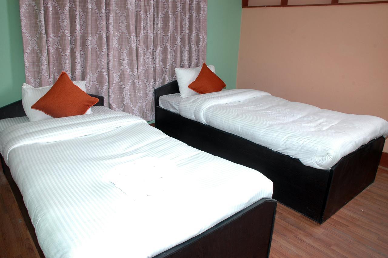 Travellers Dorm Bed & Breakfast Kathmandu Buitenkant foto