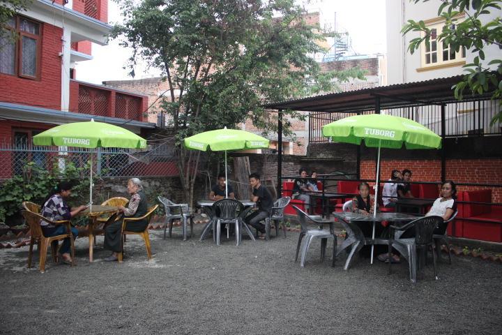 Travellers Dorm Bed & Breakfast Kathmandu Buitenkant foto