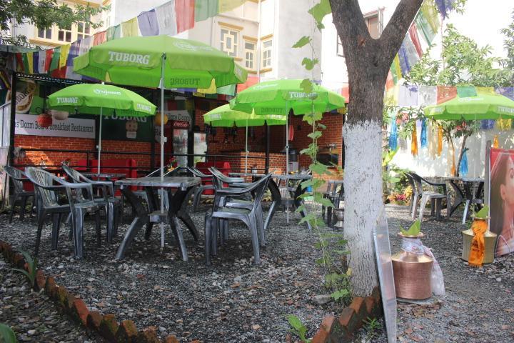 Travellers Dorm Bed & Breakfast Kathmandu Buitenkant foto