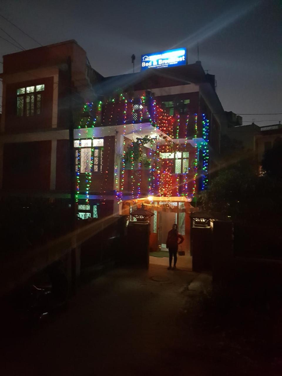 Travellers Dorm Bed & Breakfast Kathmandu Buitenkant foto